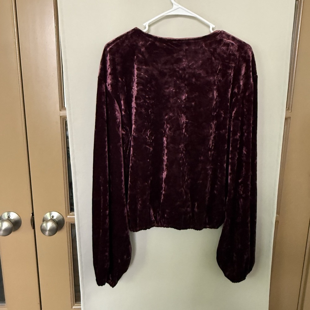 Wrangler Retro Womens Medium Burgundy Balloon Sleeve V-Neck Wrap Velvet Blouse - Picture 5 of 8